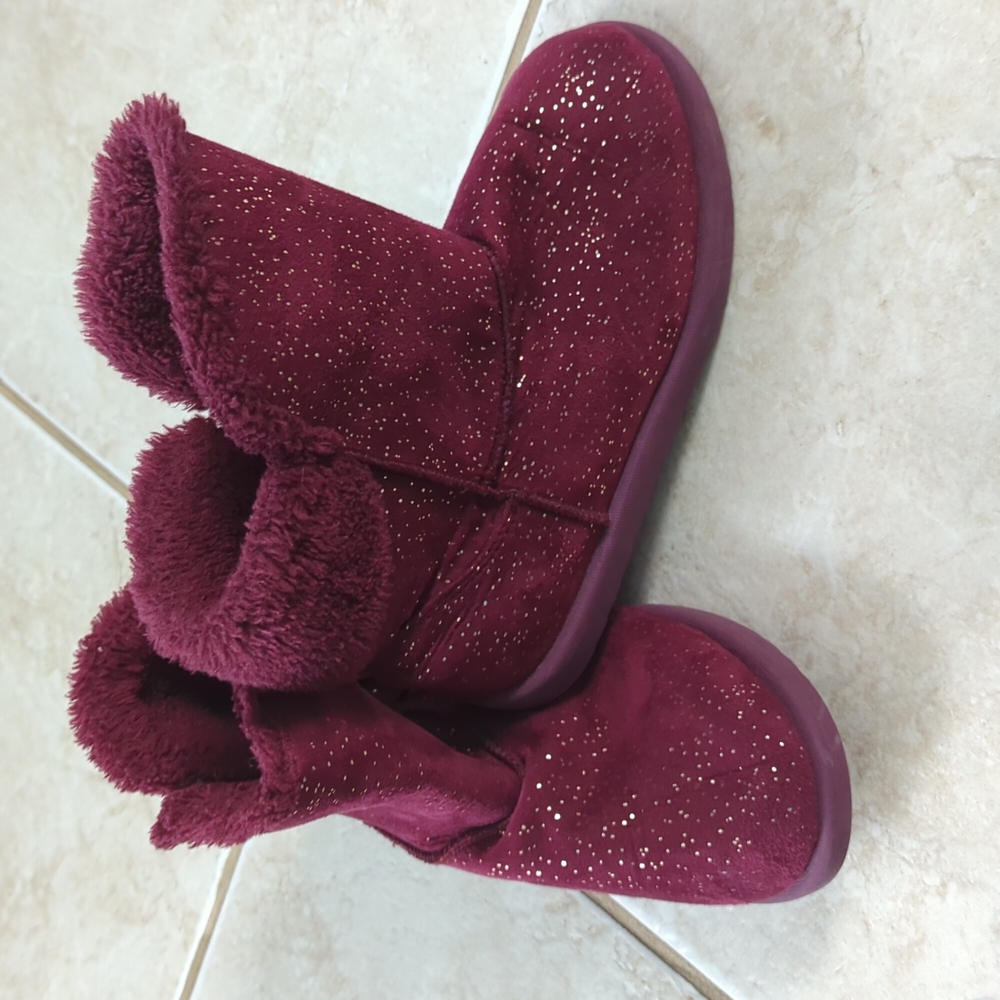 Girls size 2 Roebuck & Co. maroon burgundy botts with gold sparkle